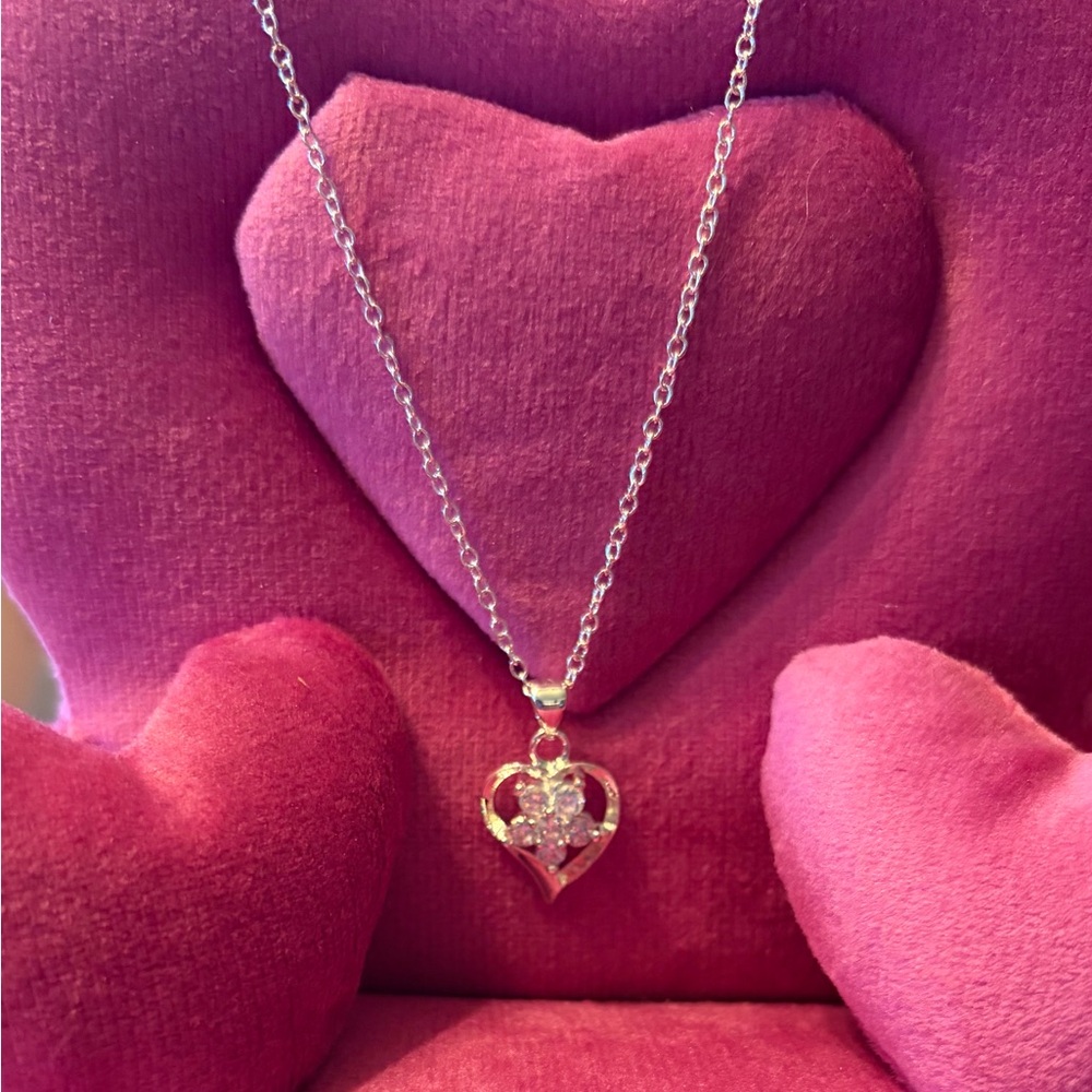 Heart Flower Pendant Necklace in .925 Sterling Silver
